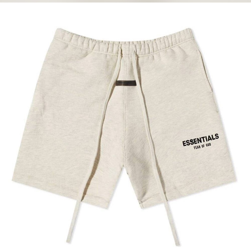 Fear of God ESSENTIALS Cream Sweat Shorts – Men’s Size Medium